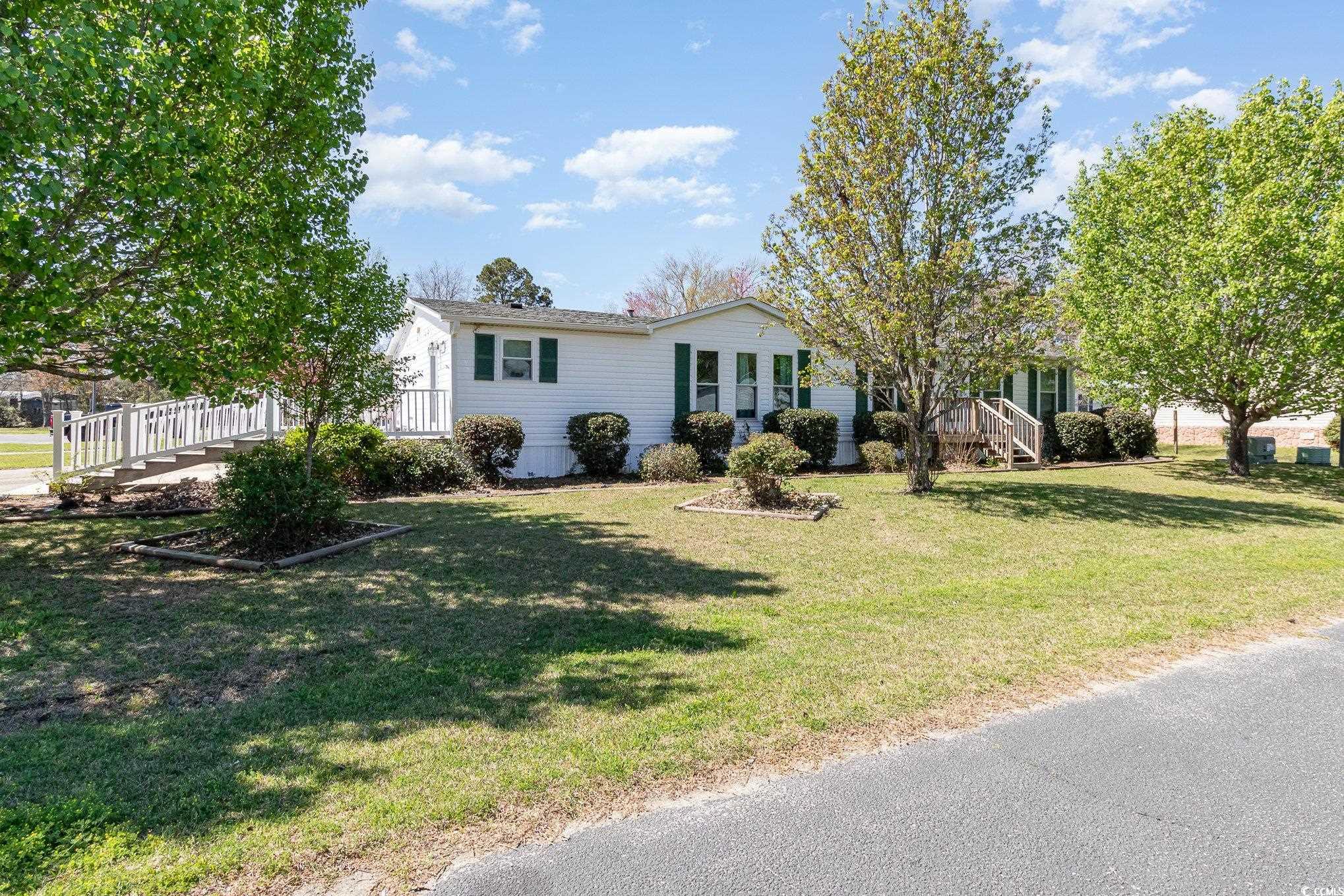 832 Rusty Anchor Court Murrells Inlet, SC 29576 - Photo 2 of 30