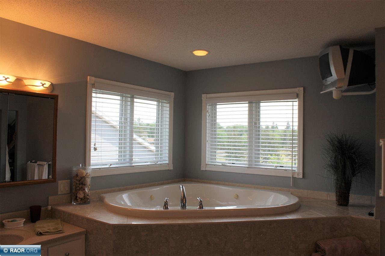 1202 18th Street South Virginia, MN 55792 - Photo 12 of 35