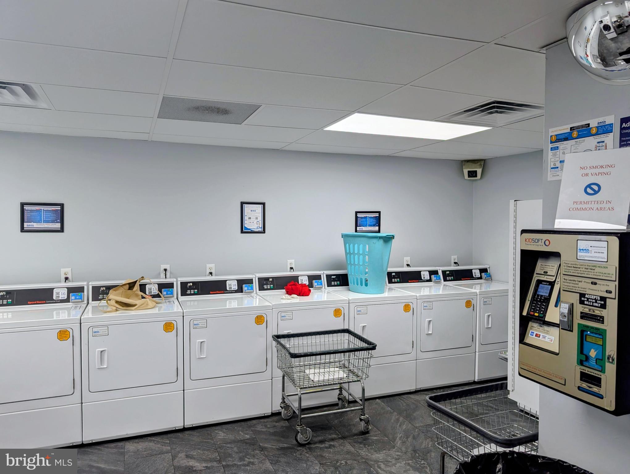 1324 Locust Street, Unit 618 Philadelphia, PA 19107 - Photo 29 of 30