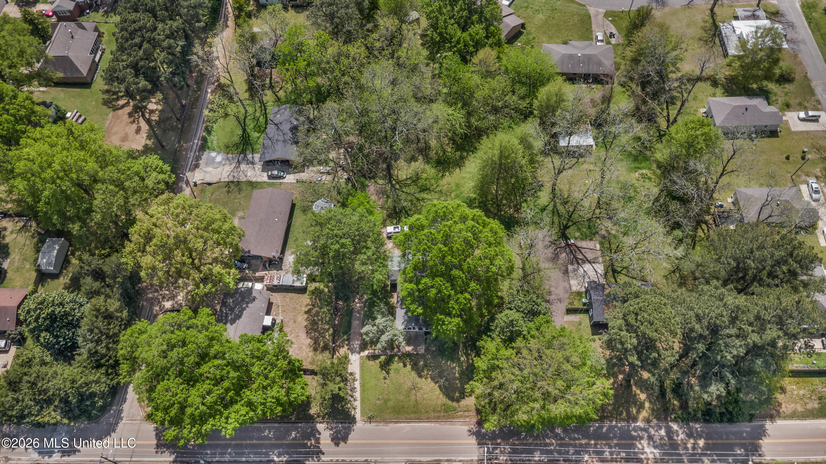 712 Strayhorn Street Senatobia, MS 38668 - Photo 28 of 28 28_dji_0027_print