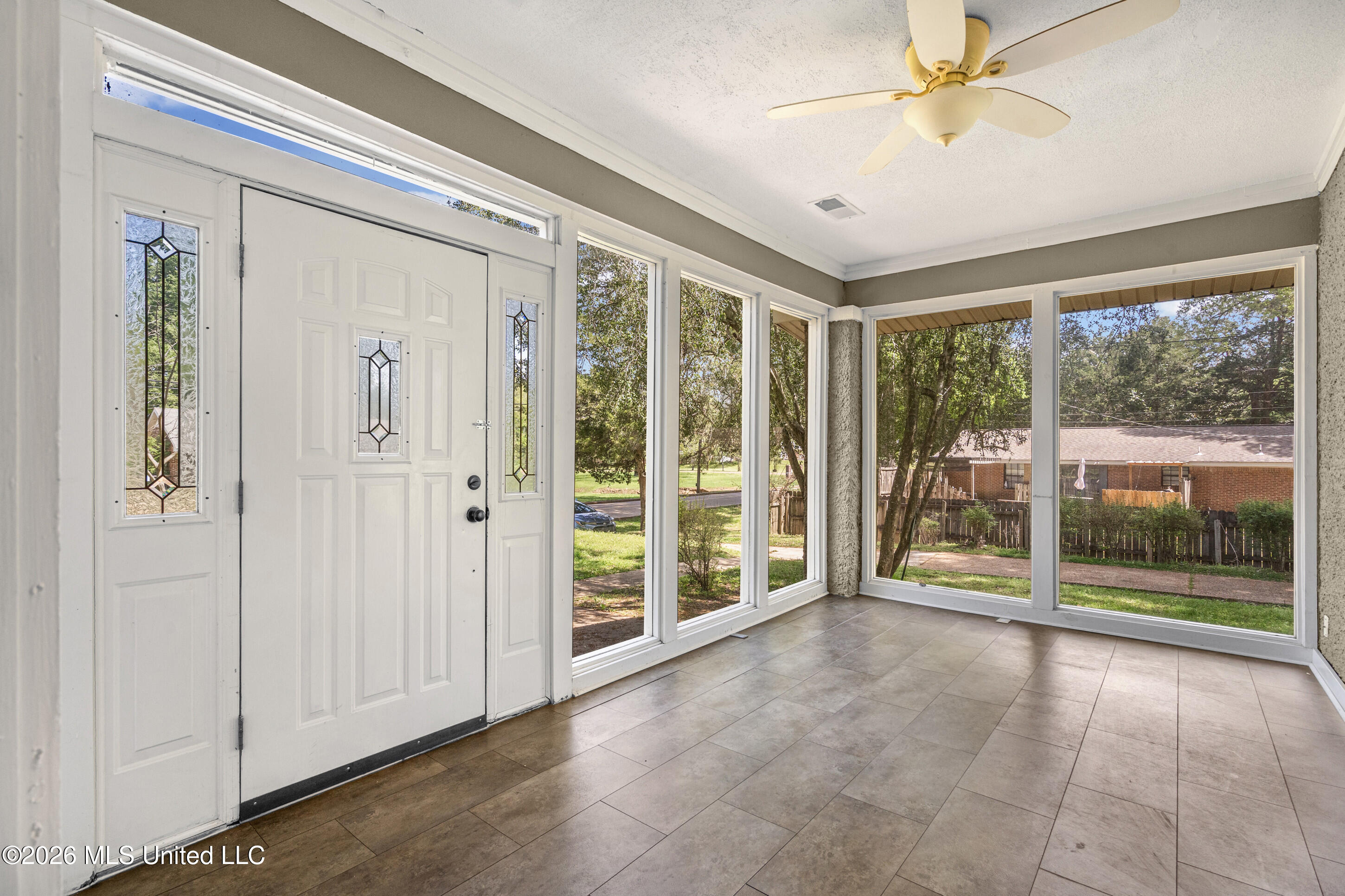 712 Strayhorn Street Senatobia, MS 38668 - Photo 4 of 28 4__dsc2364_print