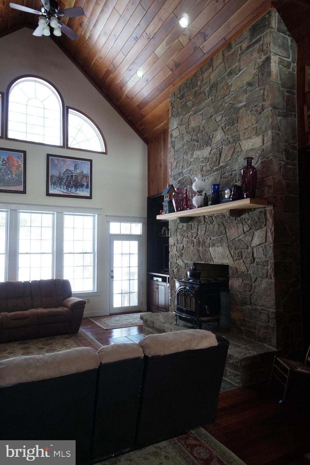 255 Troublesome Valley Road Franklin, WV 26807 - Photo 15 of 72