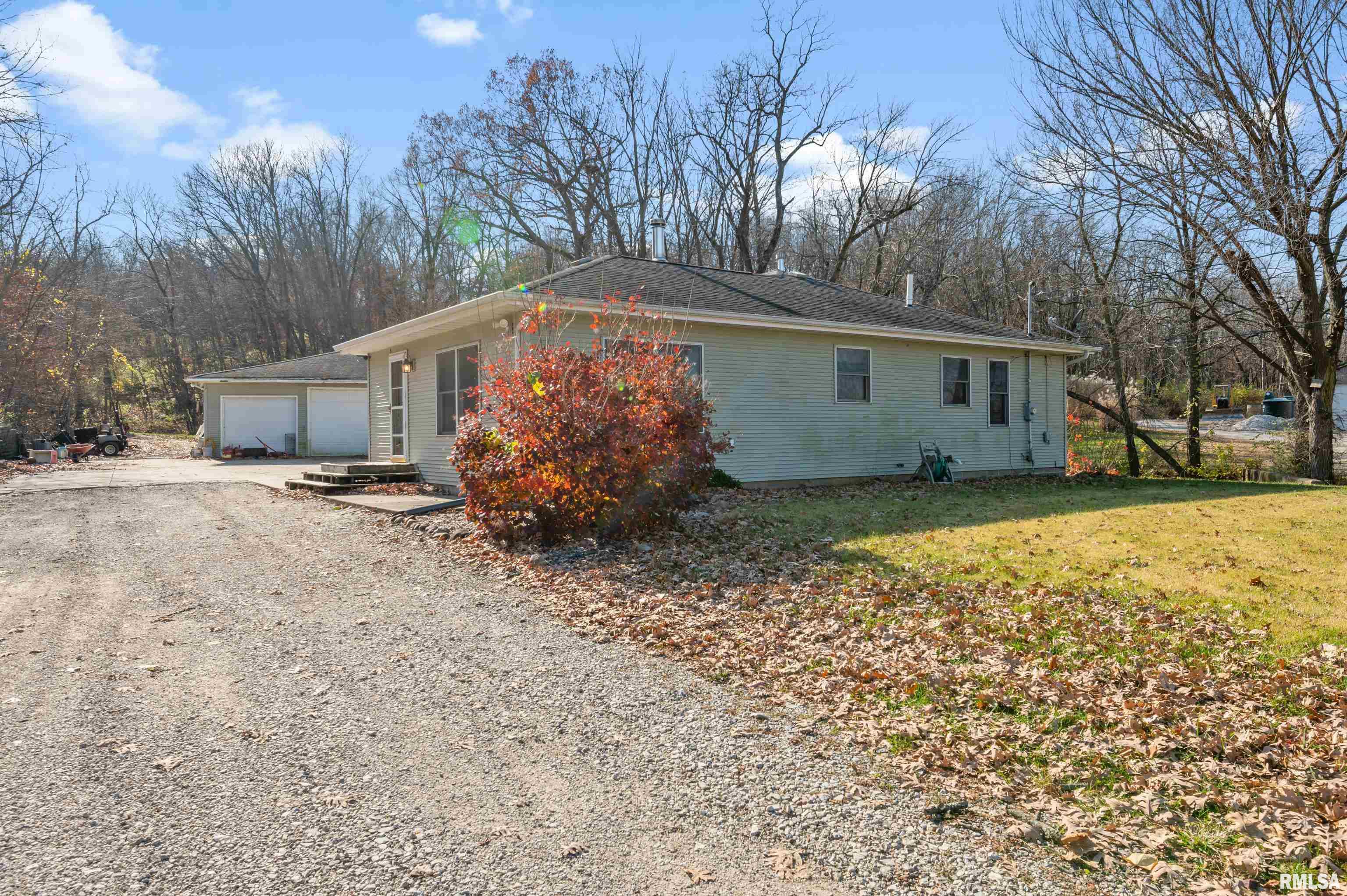 13220 78th Avenue West Taylor Ridge, IL 61284 - Photo 10 of 27 Gallery Image 10