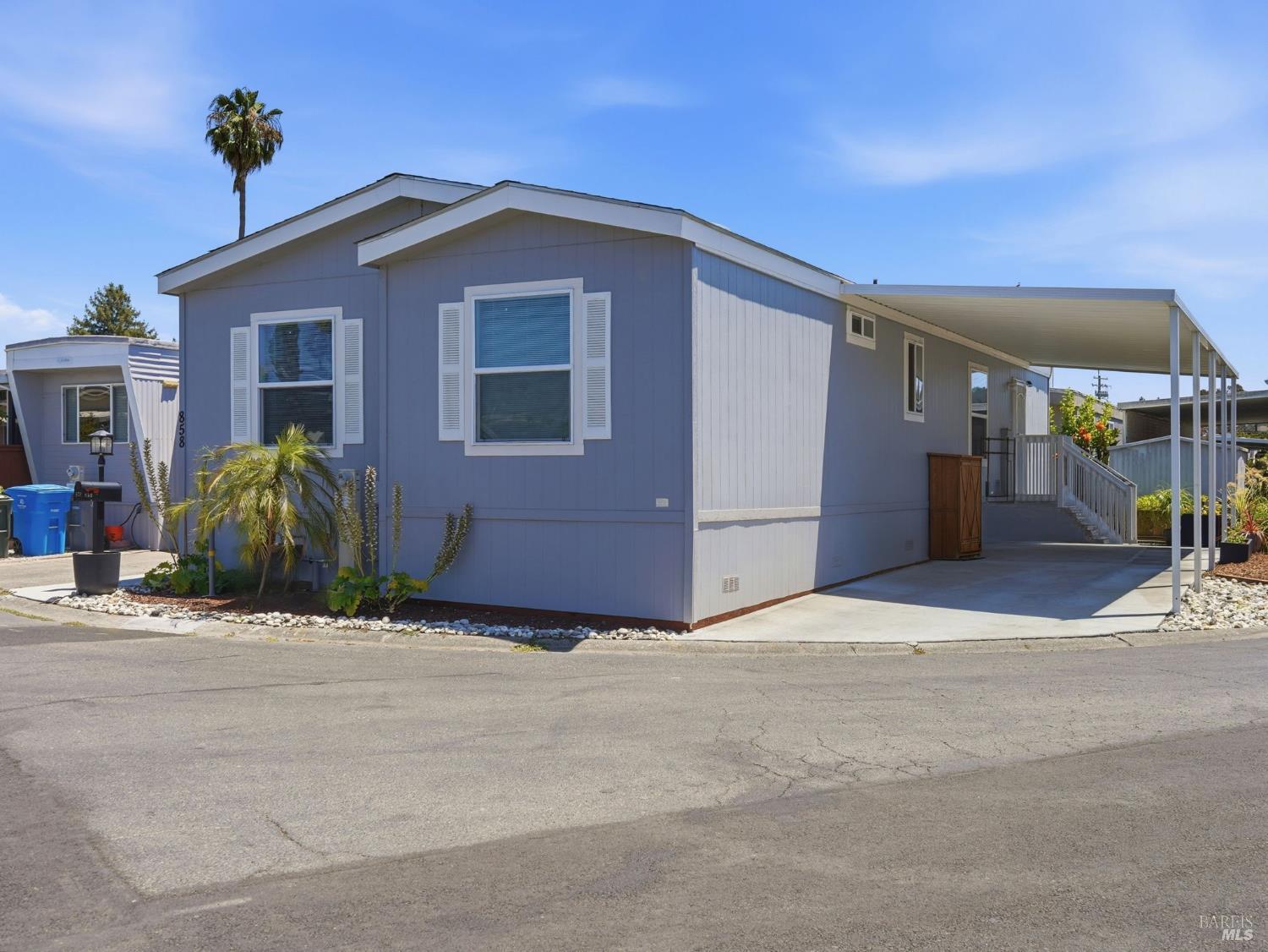 858 Mary Street Santa Rosa, CA 95403 - Photo 2 of 34