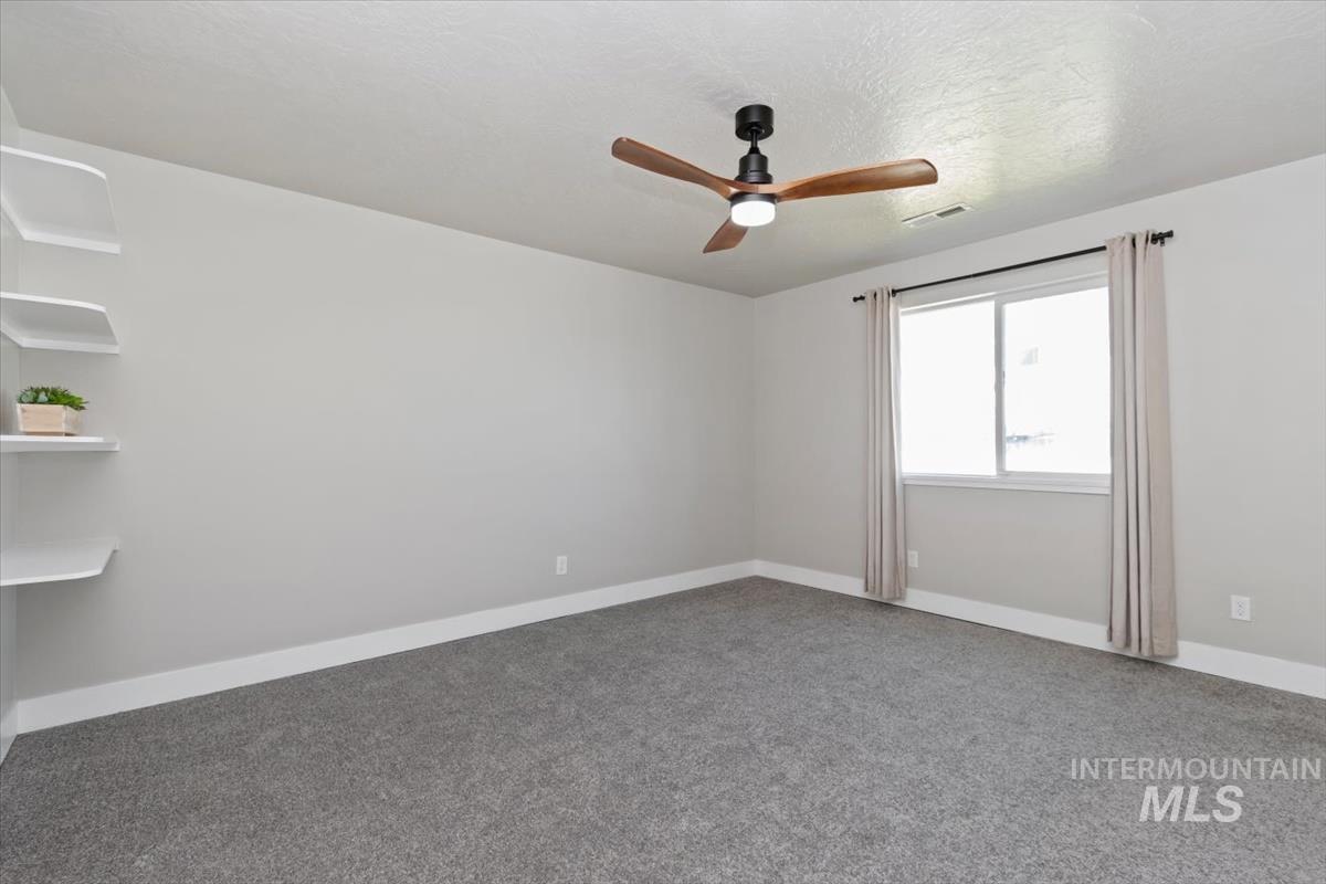 4323 Bainbridge Street Caldwell, ID 83607 - Photo 17 of 50