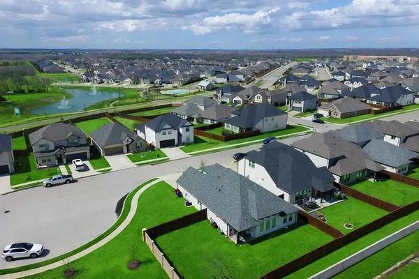$2,700 | 2912 Beau Daniel Drive, Royse City, TX 75189