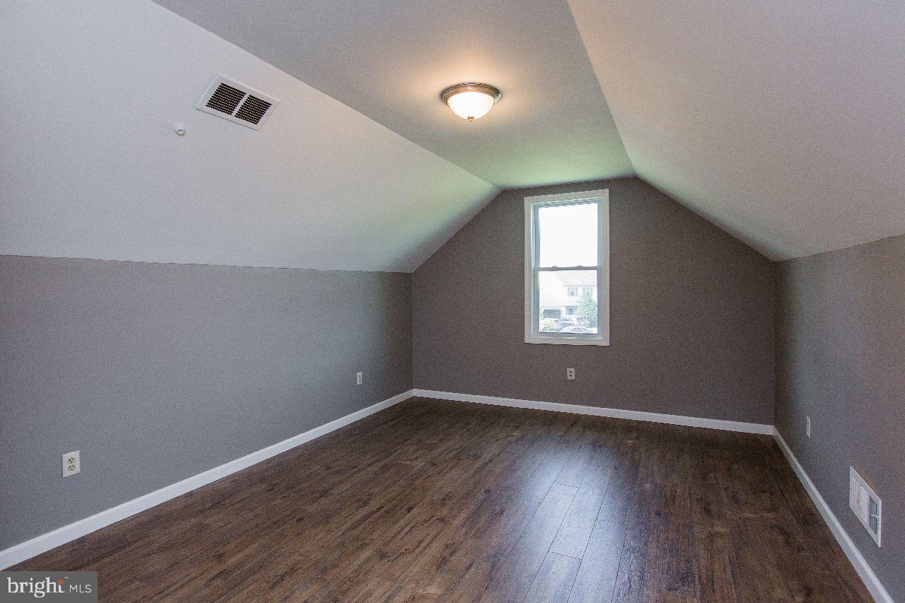 1719 White Water Road Lancaster, PA 17603 - Photo 36 of 49 2nd floor bedroom 4