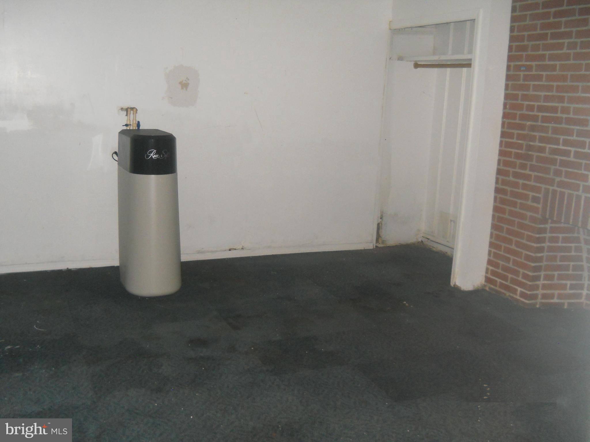 5221 Harford Road Baltimore, MD 21214 - Photo 13 of 17 Front of basement