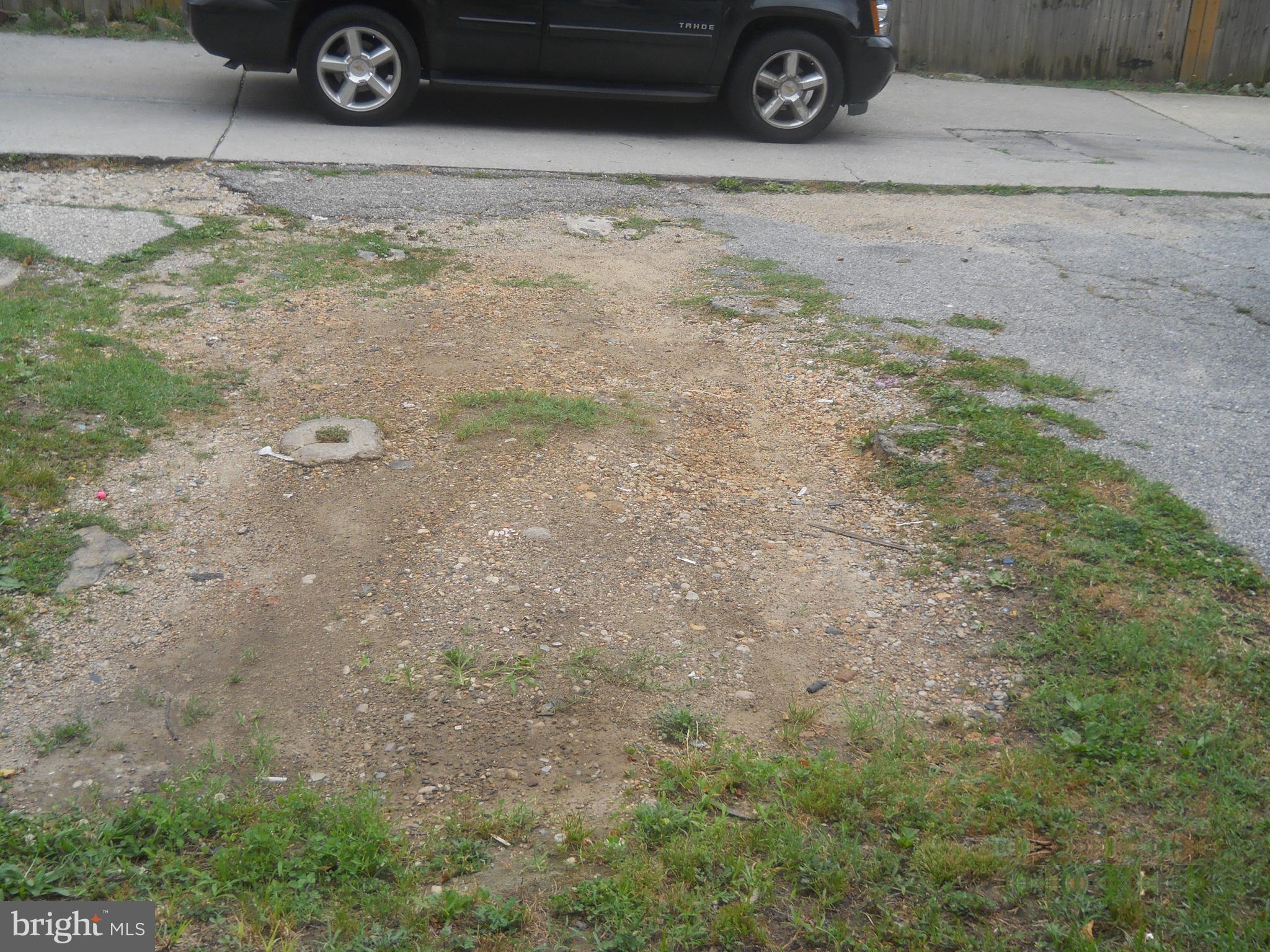5221 Harford Road Baltimore, MD 21214 - Photo 15 of 17 Rear parking