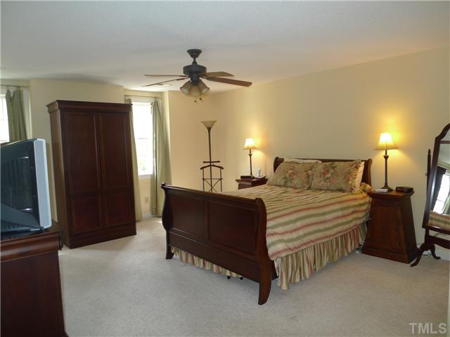 2604 Bembridge Drive Raleigh, NC 27613 - Photo 7 of 12 Gallery Image 7