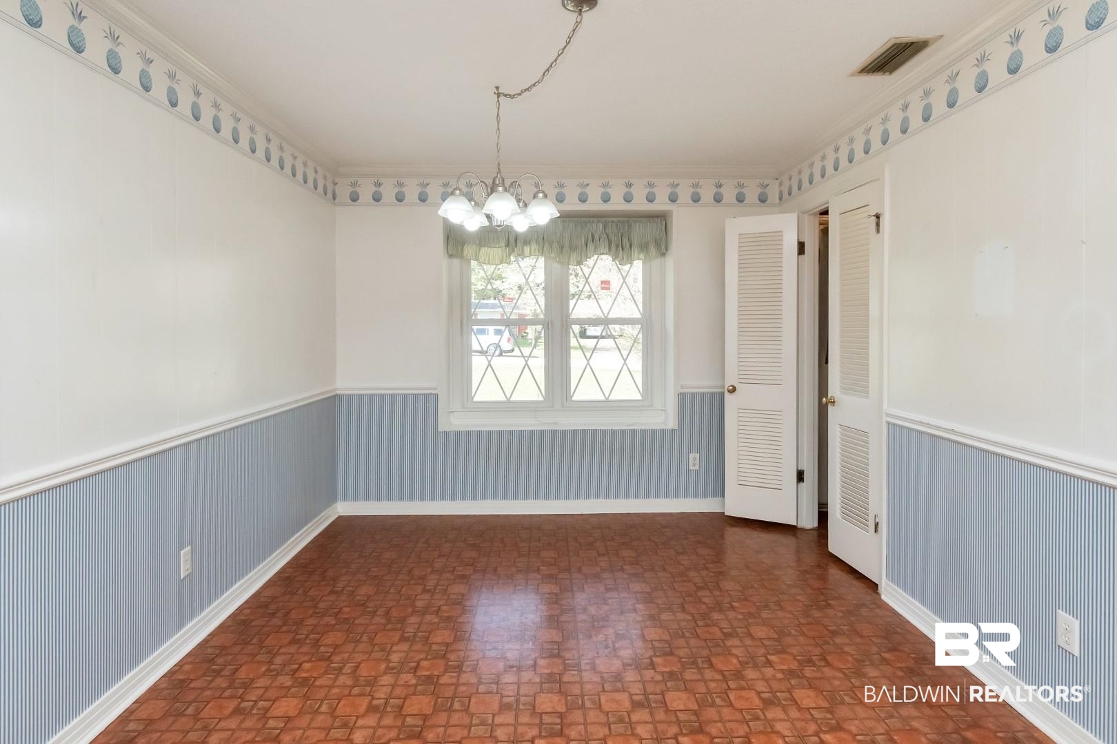 5901 Chalet Drive North Mobile, AL 36608 - Photo 10 of 24