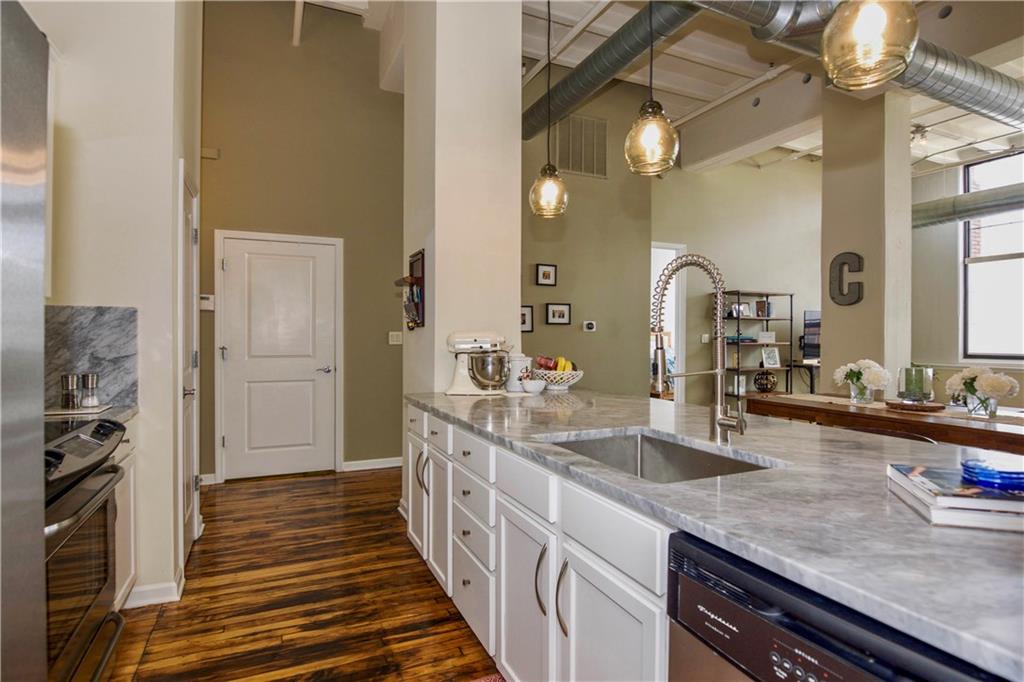 624 East Walnut Street, Unit 26 Indianapolis, IN 46204 - Photo 4 of 20