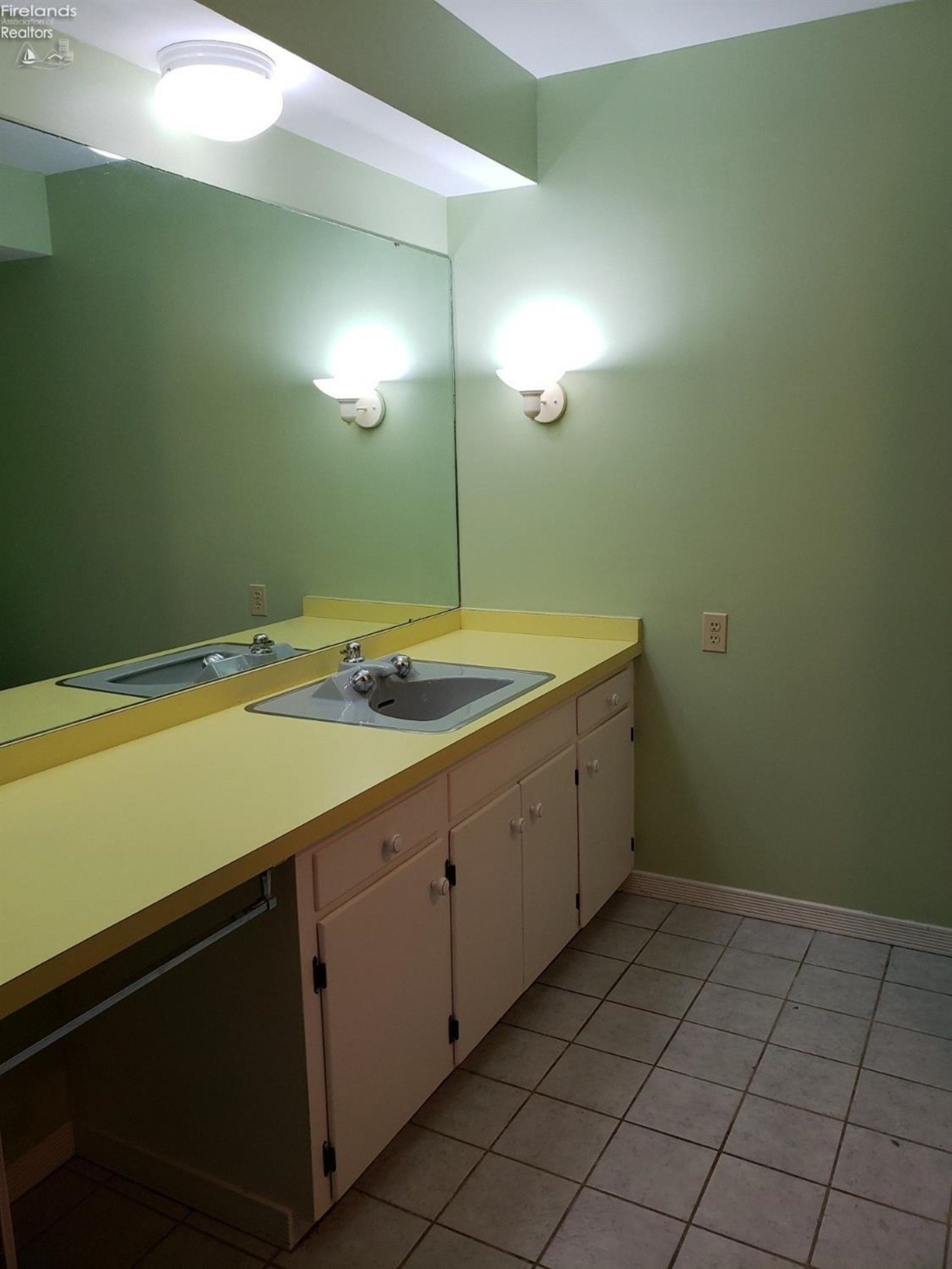 3014 Hull Road Huron, OH 44839 - Photo 17 of 20 Gallery Image 17
