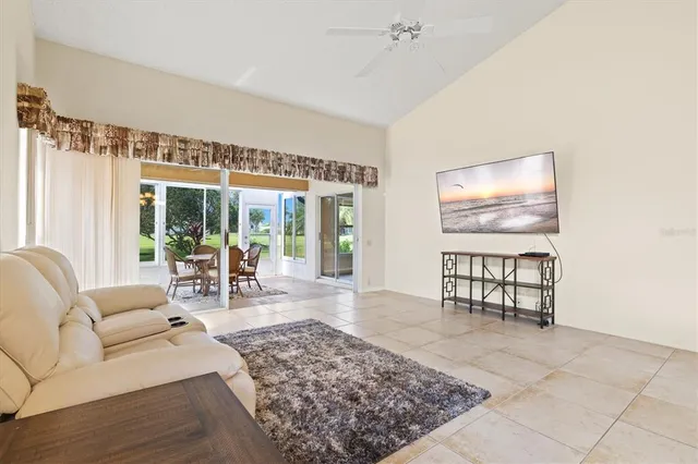 $349,900 | 4114 Murfield Drive East, Bradenton, FL 34203