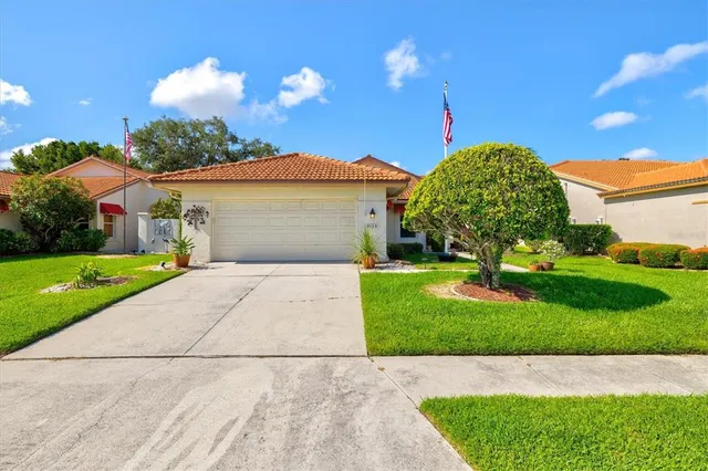$349,900 | 4114 Murfield Drive East, Bradenton, FL 34203