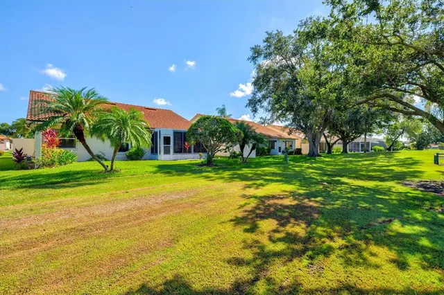$349,900 | 4114 Murfield Drive East, Bradenton, FL 34203