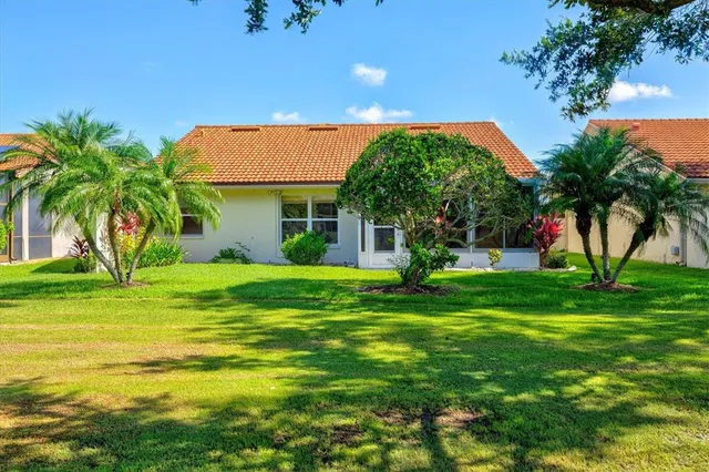 $349,900 | 4114 Murfield Drive East, Bradenton, FL 34203