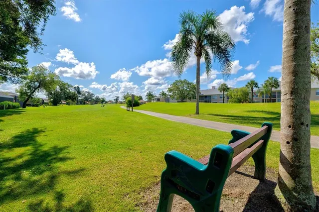 $349,900 | 4114 Murfield Drive East, Bradenton, FL 34203