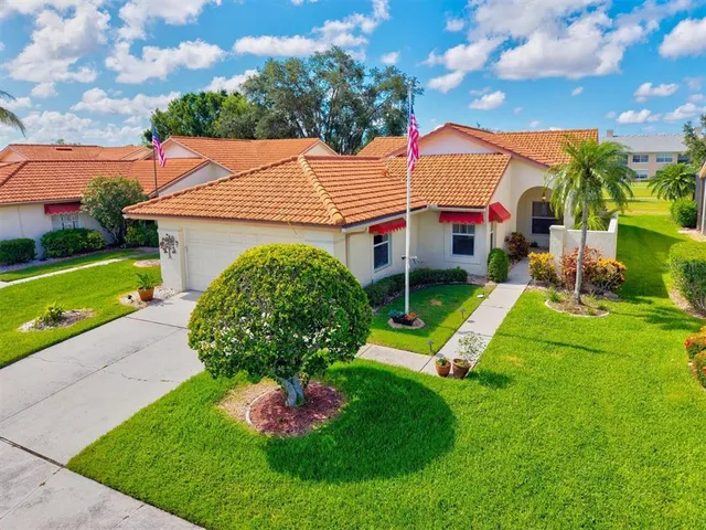 $349,900 | 4114 Murfield Drive East, Bradenton, FL 34203