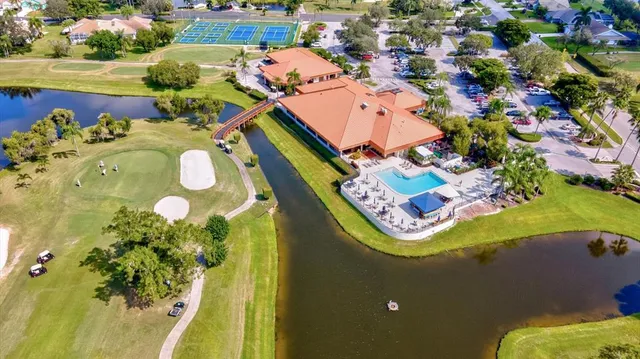 $349,900 | 4114 Murfield Drive East, Bradenton, FL 34203