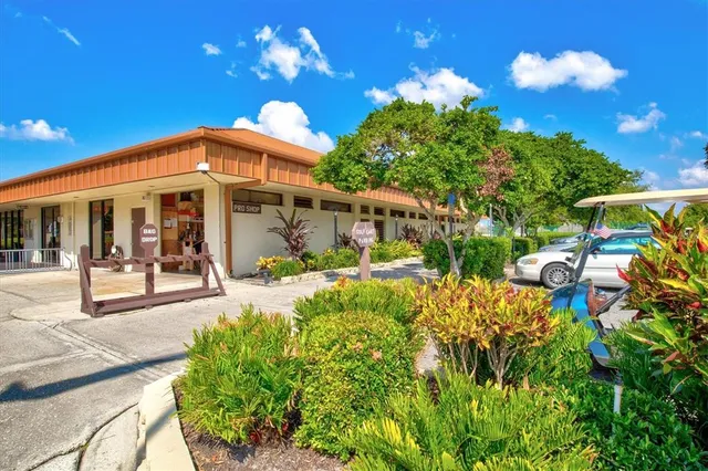 $349,900 | 4114 Murfield Drive East, Bradenton, FL 34203