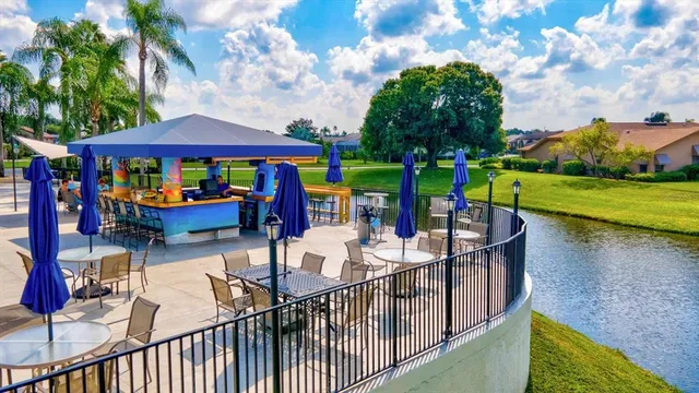 $349,900 | 4114 Murfield Drive East, Bradenton, FL 34203