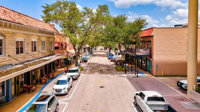 $349,900 | 4114 Murfield Drive East, Bradenton, FL 34203