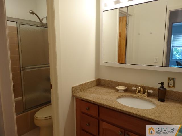 10 Carter Road East Brunswick, NJ 08816 - Photo 13 of 24 Gallery Image 13