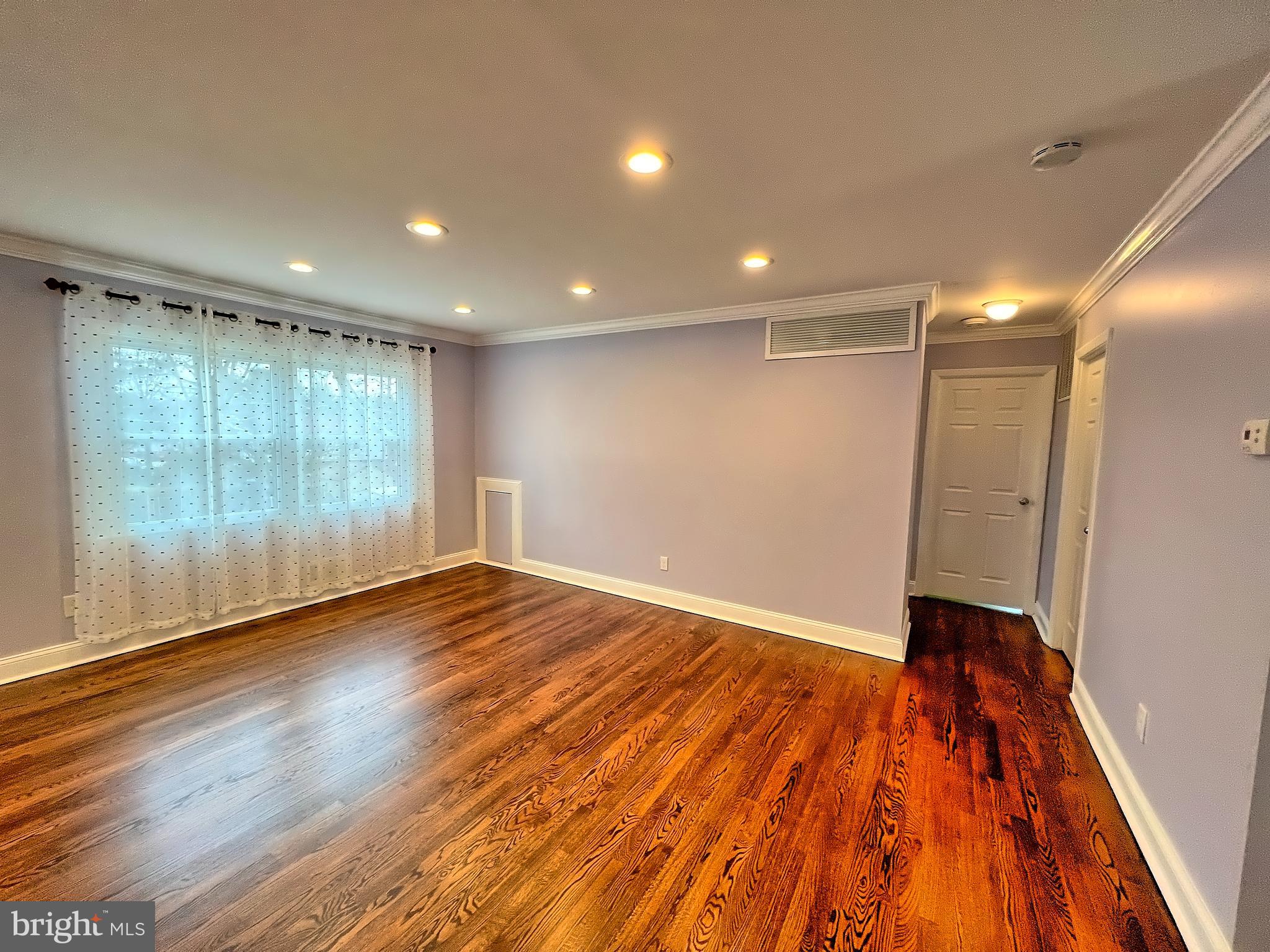 121 Northway Road Reisterstown, MD 21136 - Photo 3 of 28 Gallery Image 3
