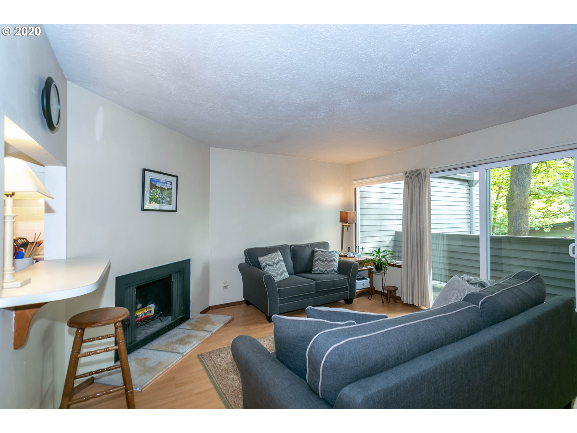 15938 Quarry Road, Unit A6 Lake Oswego, OR 97035 - Photo 9 of 20 Gallery Image 9