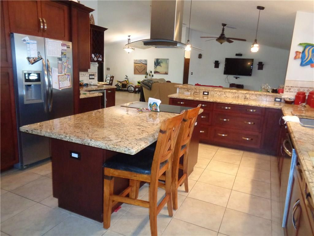 2740 Northeast 51st Street Lighthouse Point, FL 33064 - Photo 13 of 72 Photo 13