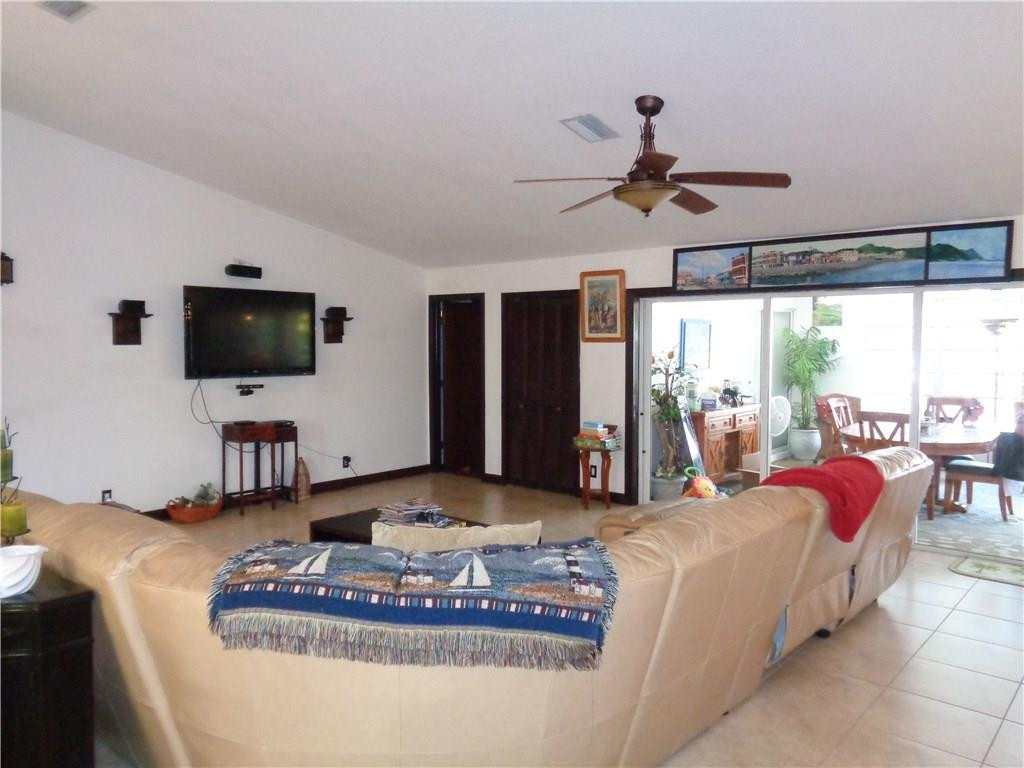 2740 Northeast 51st Street Lighthouse Point, FL 33064 - Photo 16 of 72 Photo 17
