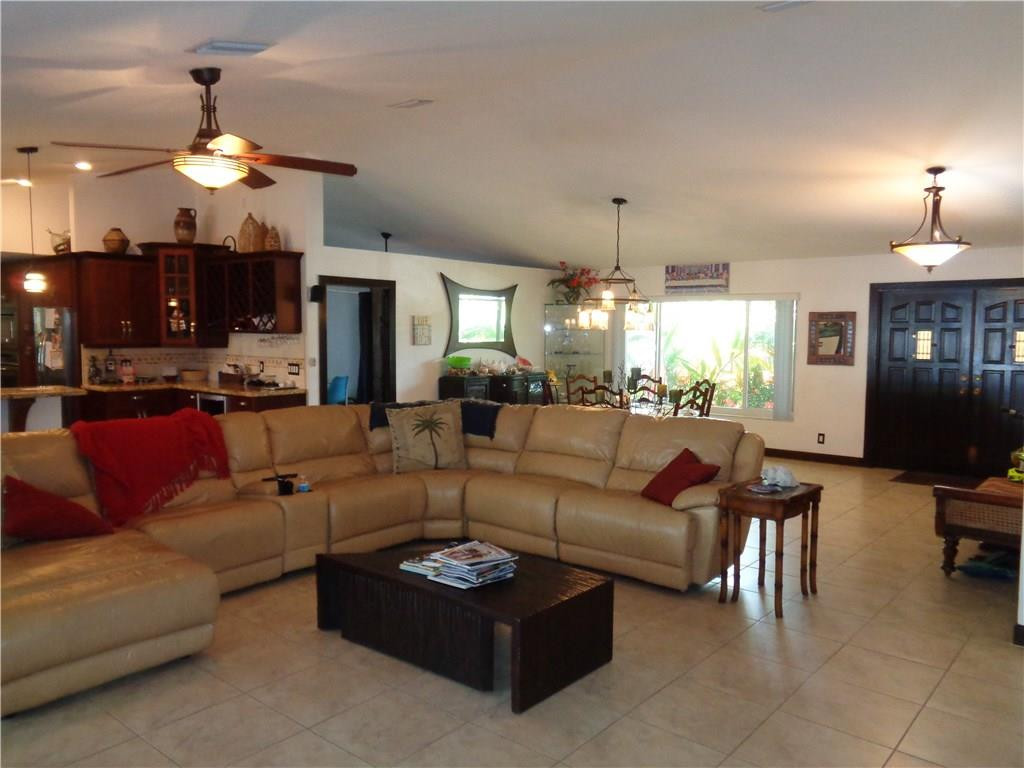 2740 Northeast 51st Street Lighthouse Point, FL 33064 - Photo 19 of 72 Photo 20