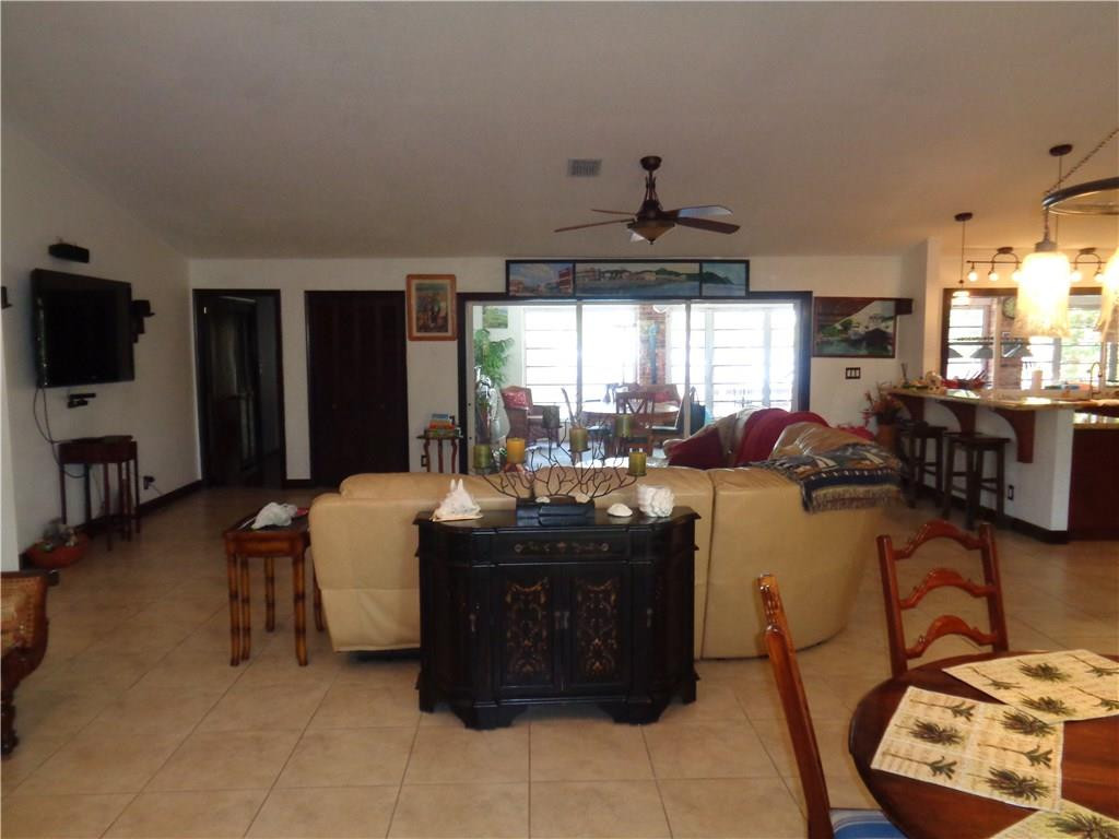 2740 Northeast 51st Street Lighthouse Point, FL 33064 - Photo 21 of 72 Photo 22