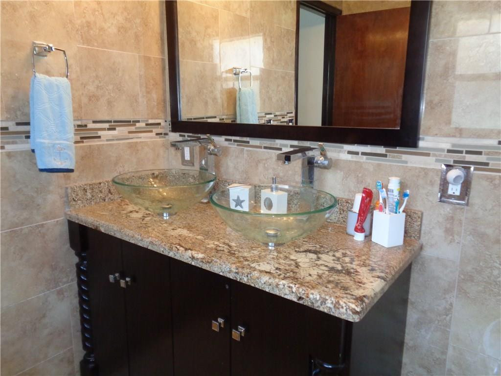 2740 Northeast 51st Street Lighthouse Point, FL 33064 - Photo 37 of 72 Photo 38