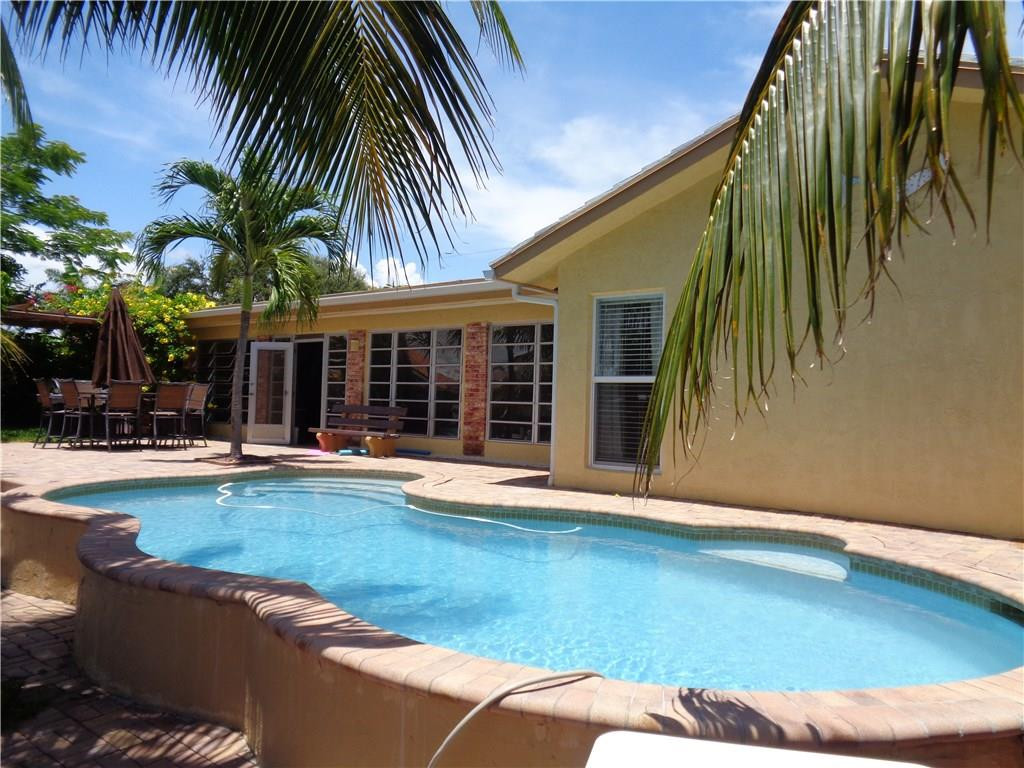 2740 Northeast 51st Street Lighthouse Point, FL 33064 - Photo 44 of 72 Photo 45