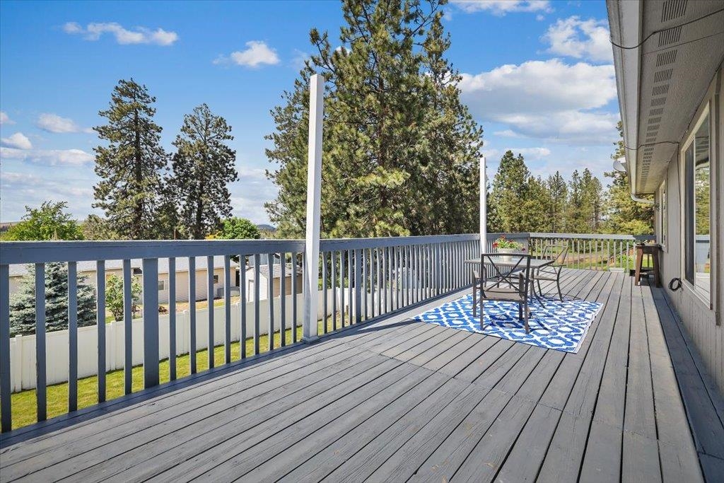 10918 South Pinecroft Road Medical Lake, WA 99022 - Photo 6 of 32