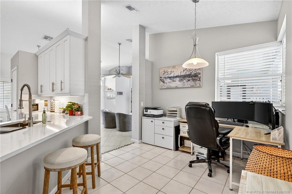 671 Southeast Pin Oak Terrace Stuart, FL 34997 - Photo 14 of 67