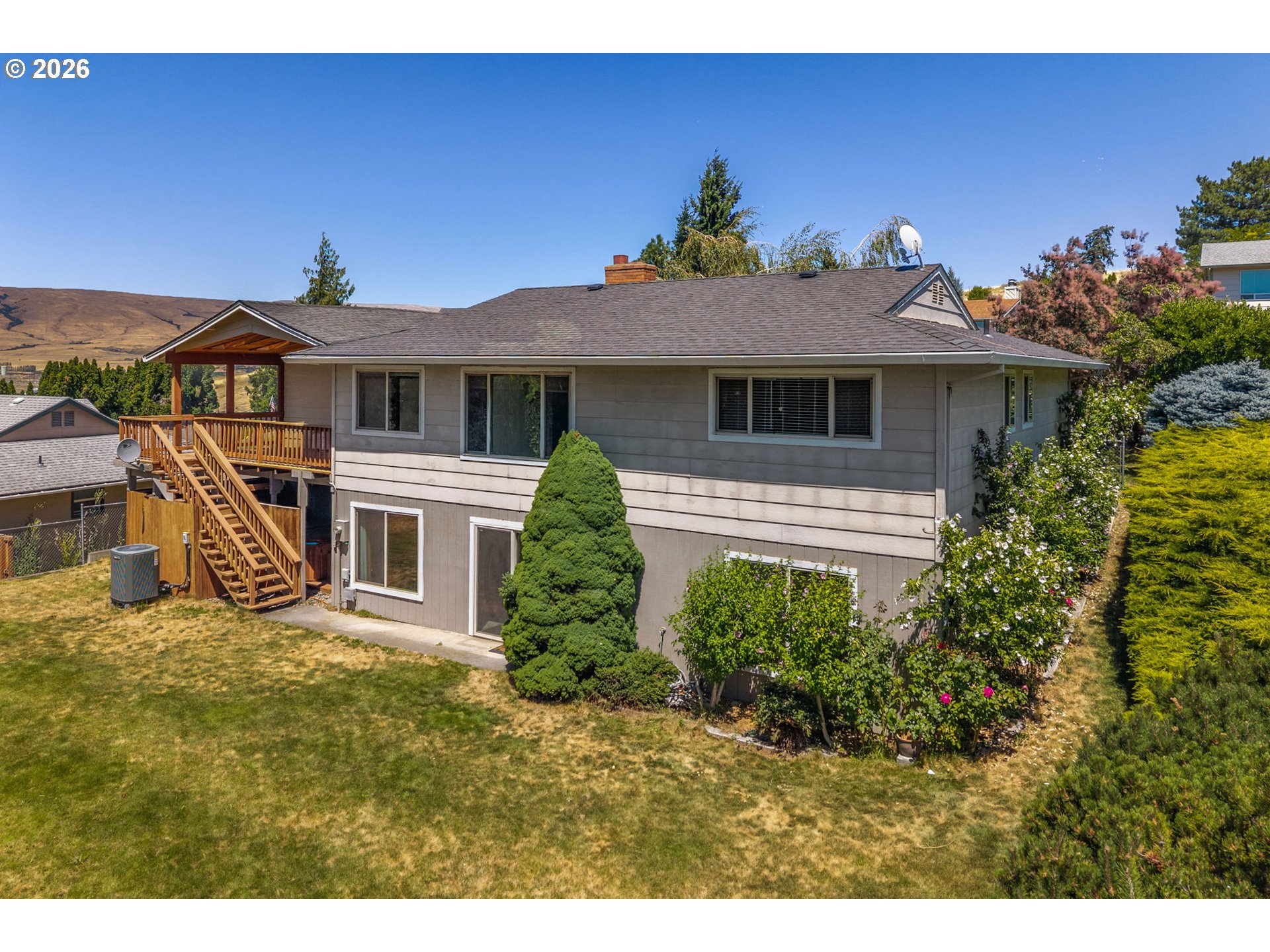 527 Summit Ridge Drive The Dalles, OR 97058 - Photo 6 of 38