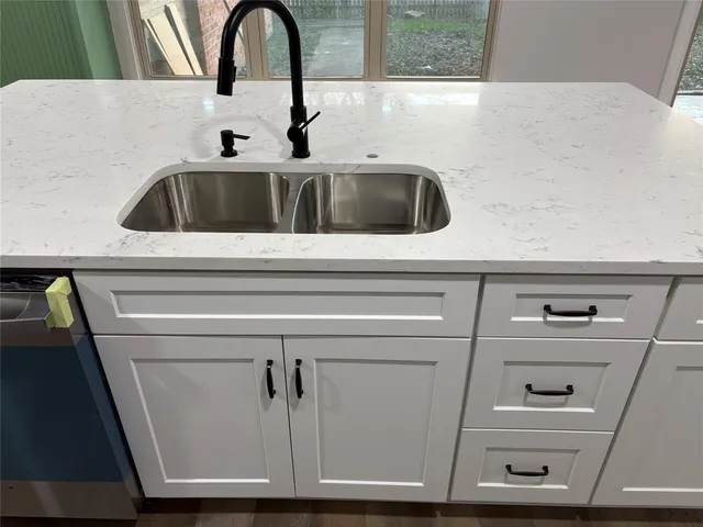 $429,800 | 2303 Royal Acres Drive, Denton, TX 76209