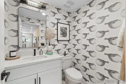 $3,125,000 | 3301 Lincoln Street, Carlsbad, CA 92008