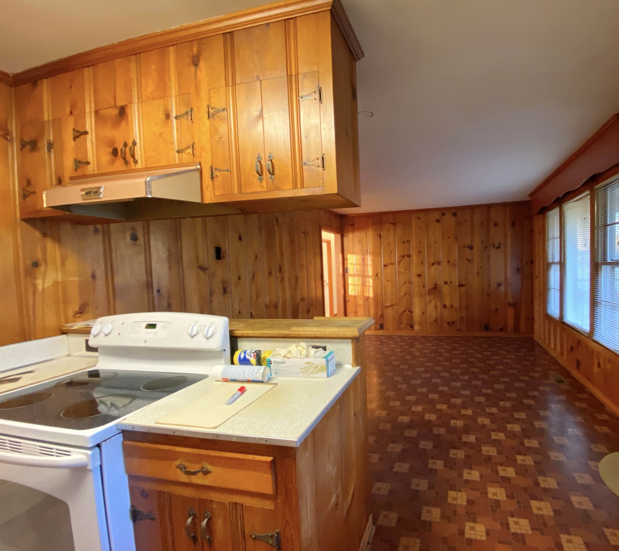 5518 Vanderbilt Road Old Hickory, TN 37138 - Photo 20 of 32 a bathroom with a sink a toilet and tub