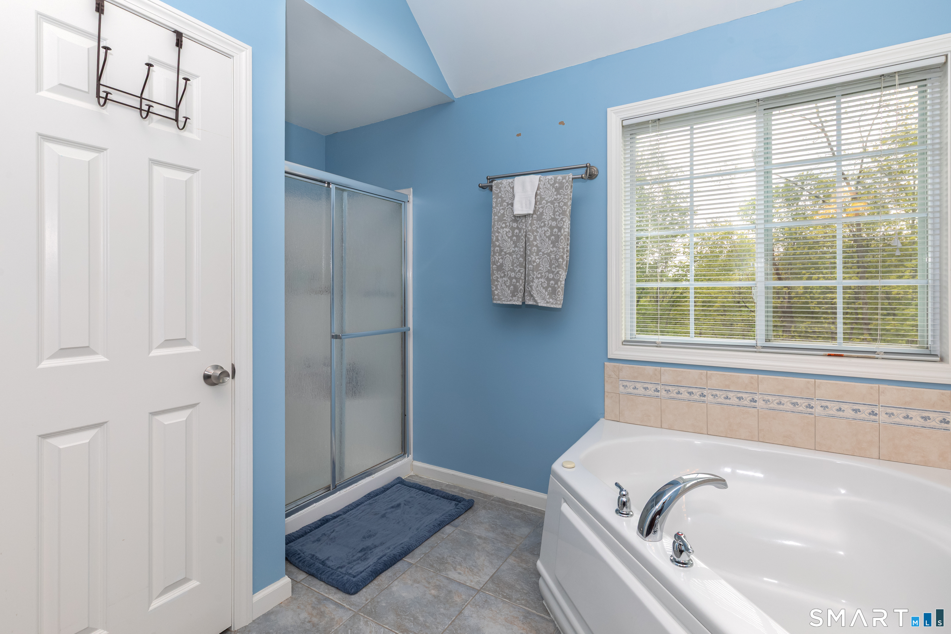 12 Davis Road Oxford, CT 06478 - Photo 18 of 35