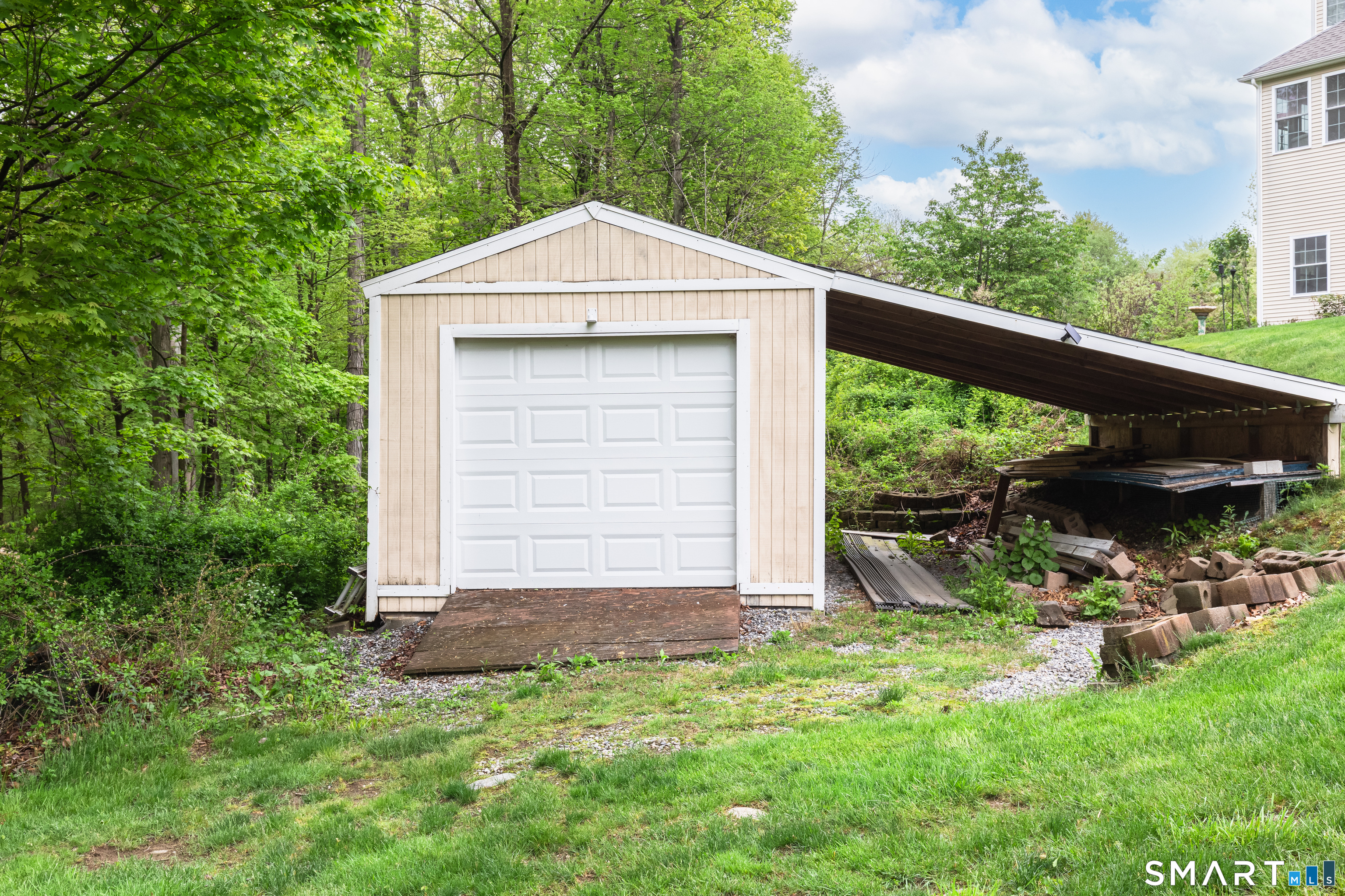 12 Davis Road Oxford, CT 06478 - Photo 25 of 35