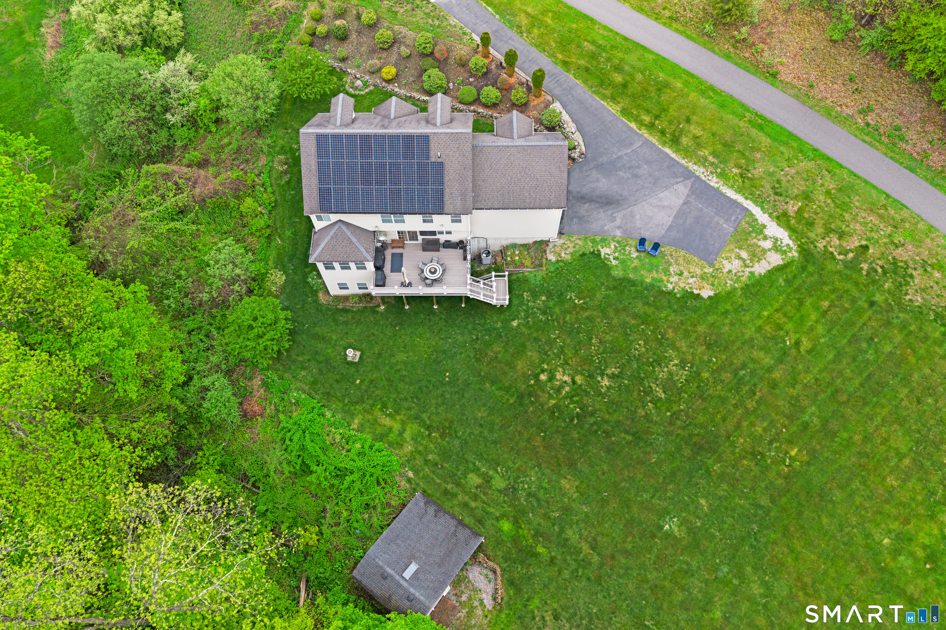 12 Davis Road Oxford, CT 06478 - Photo 31 of 35