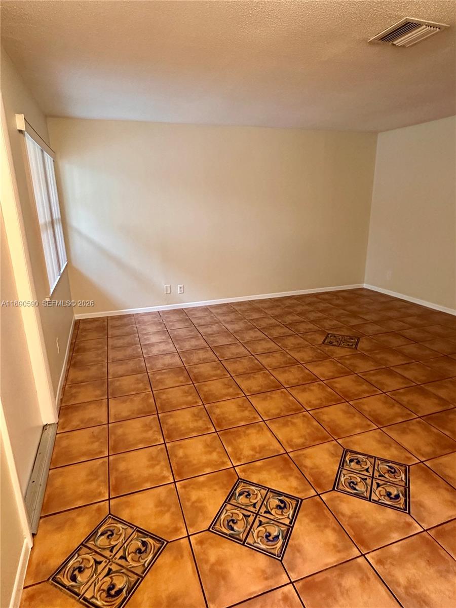 1824 Monroe Street, Unit 4 Hollywood, FL 33020 - Photo 14 of 28 a view of a balcony