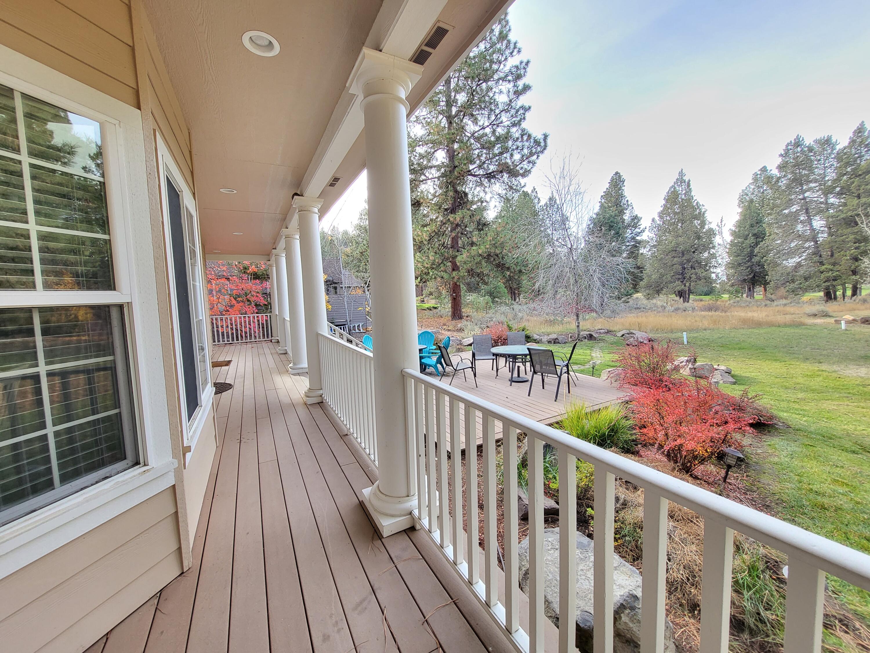 9506 Kestrel Road Klamath Falls, OR 97601 - Photo 4 of 27 20231026_161542_Original