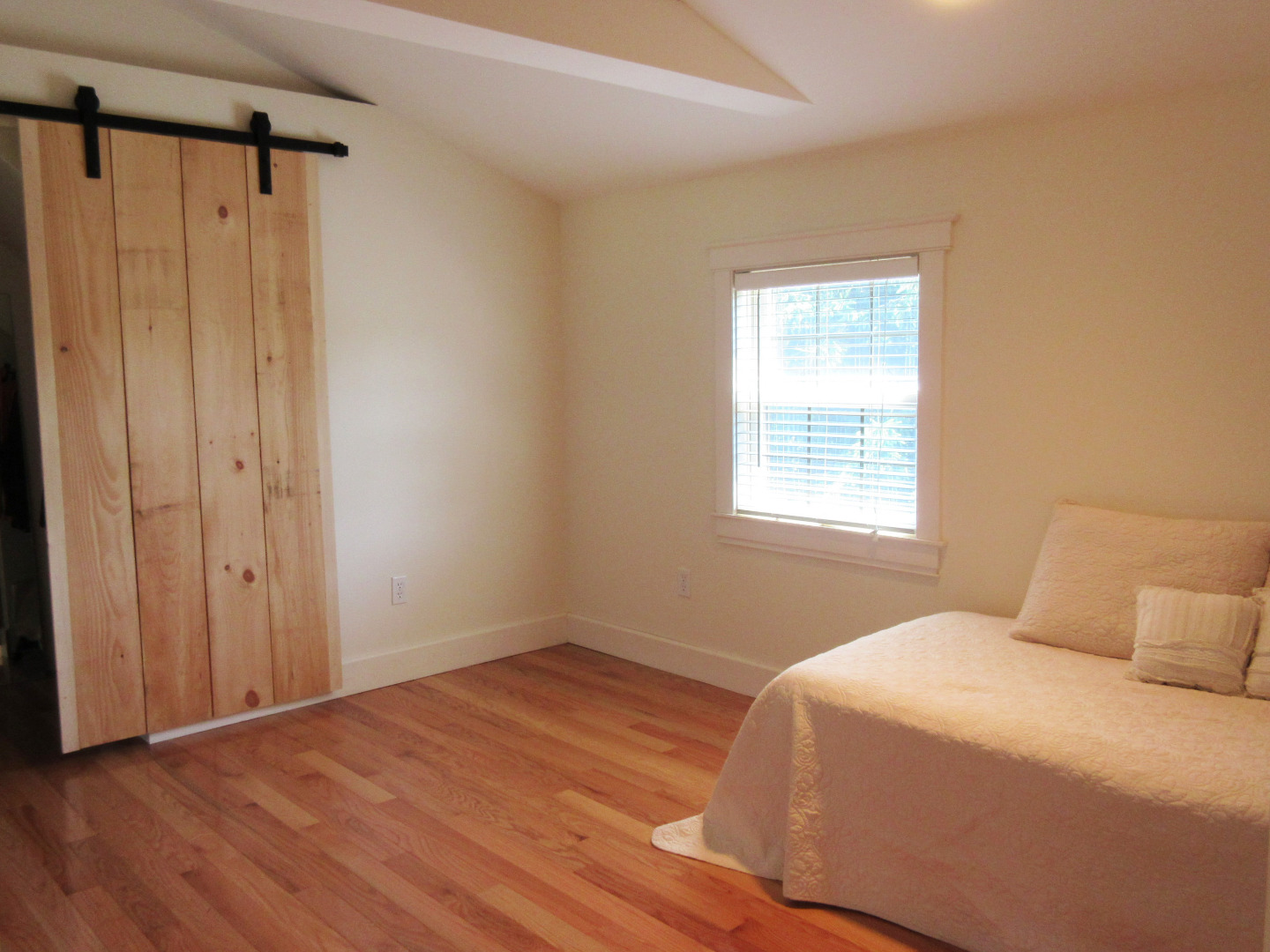 8 Mizzenmast Road Nantucket, MA 02554 - Photo 11 of 22 Gallery Image 11
