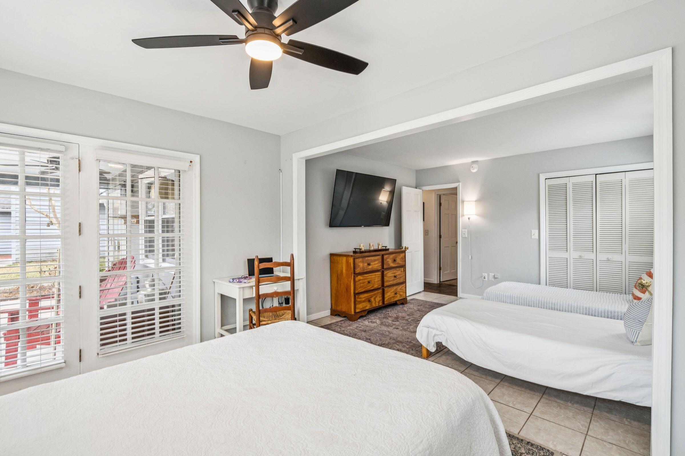 666 Poaug Lane Mount Pleasant, SC 29464 - Photo 28 of 35