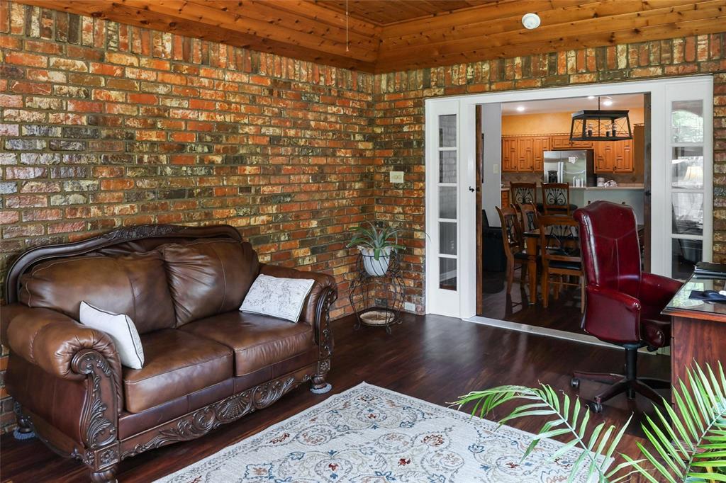 613 Regina Drive Hewitt, TX 76643 - Photo 31 of 33 a view of livingroom with furniture